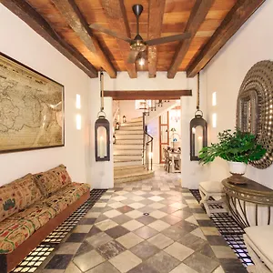 boutique-casa-del-coliseo.cartagena-hotels.org/